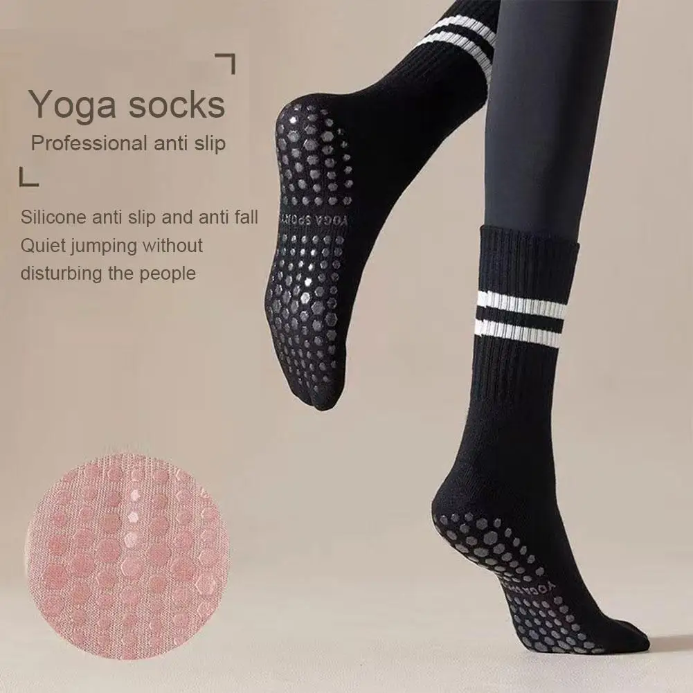Anti-slip Mid-Tube Sports Socks for Fitness and Yoga - GripFit (Buy 1 Get 1 Free) - Image 4