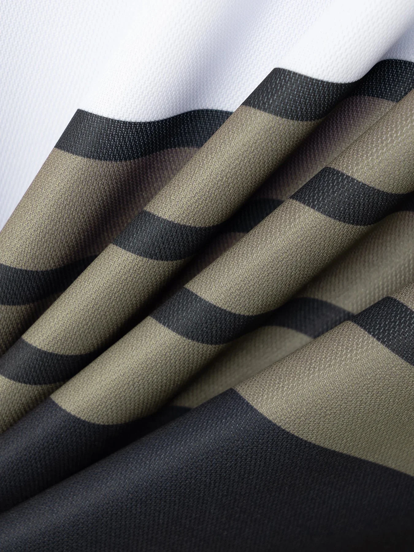 Breathable Striped Polo Shirt in English-Inspired Oversized Fit - Image 14