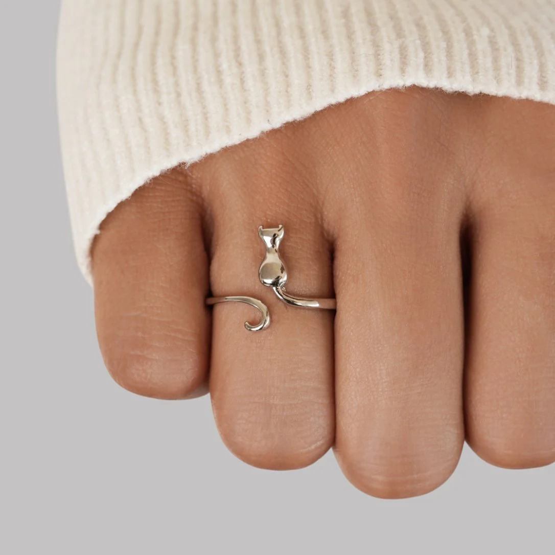 Cat Ring | Elegant Silver Animal Jewellery for Women - Image 2