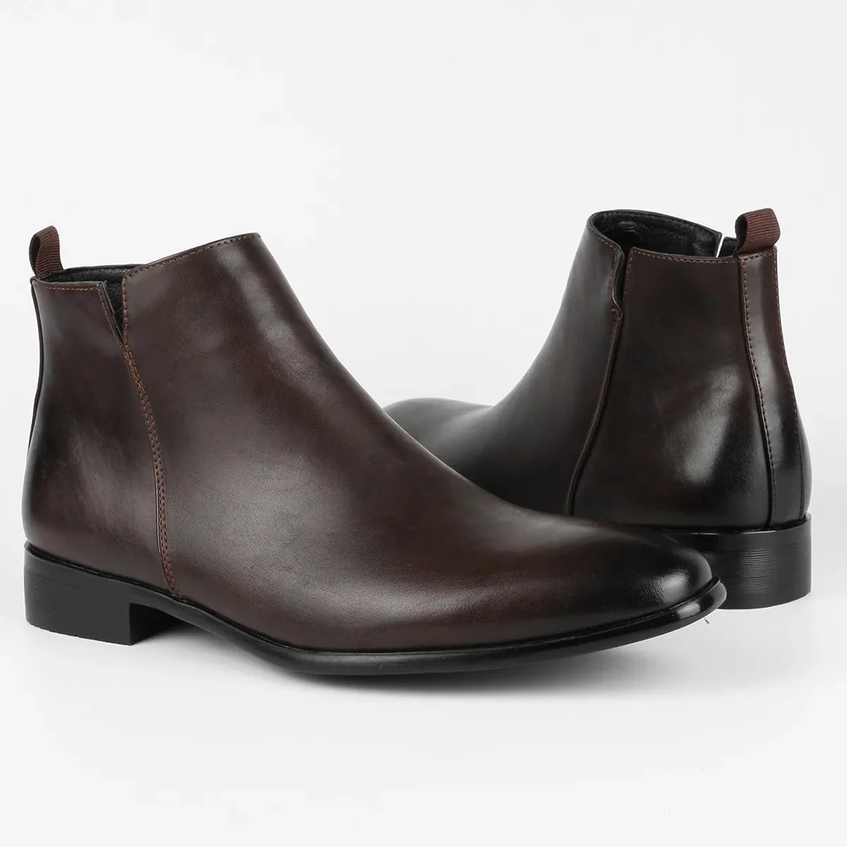 Classic Retro Leather Men's Boots - Lars - Image 7