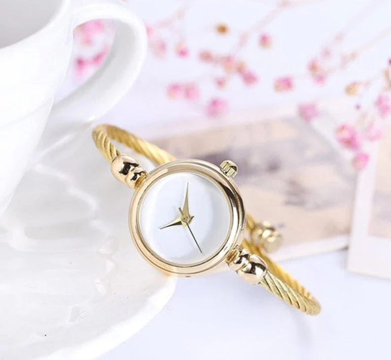 ClassyWatch | Women's Watch - Image 4