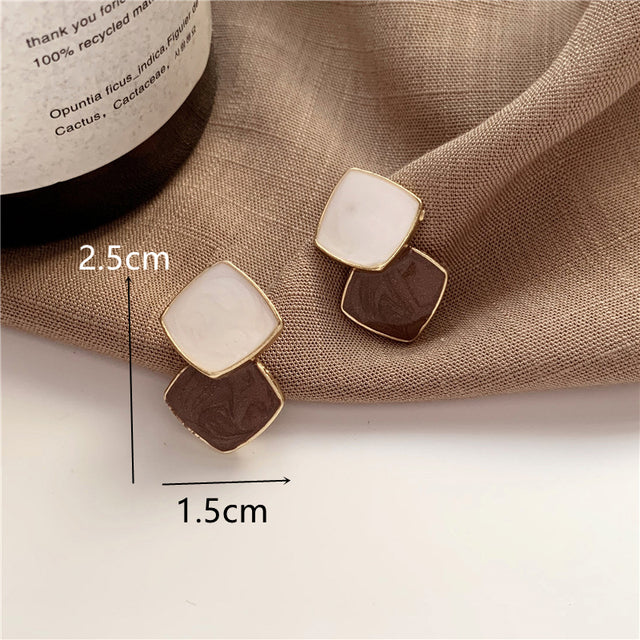 Elegant Circle Stud Earrings | Simple and Stylish - Image 4