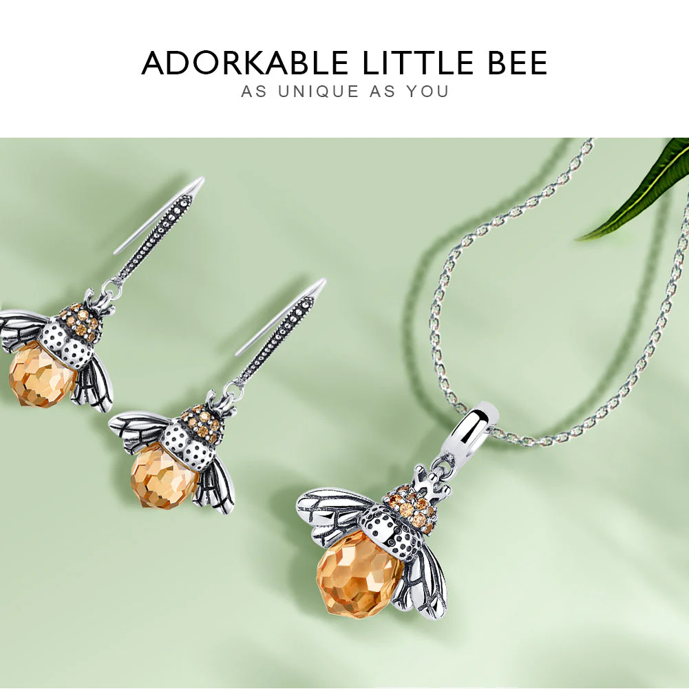Elegant Insect Pendant Necklace | Unique Jewellery Piece - Image 7