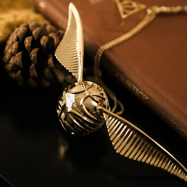Elegant Rotating Snitch Ring Box | Magic-Inspired Jewellery Display - Image 2
