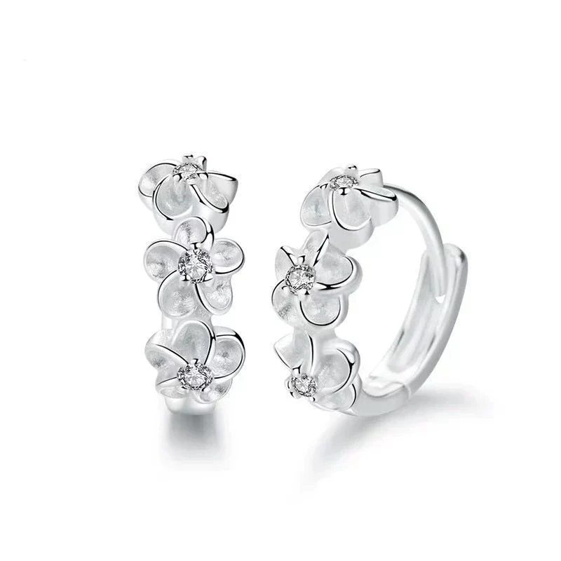 Elegant Silver Earrings with Floral Design - Image 2