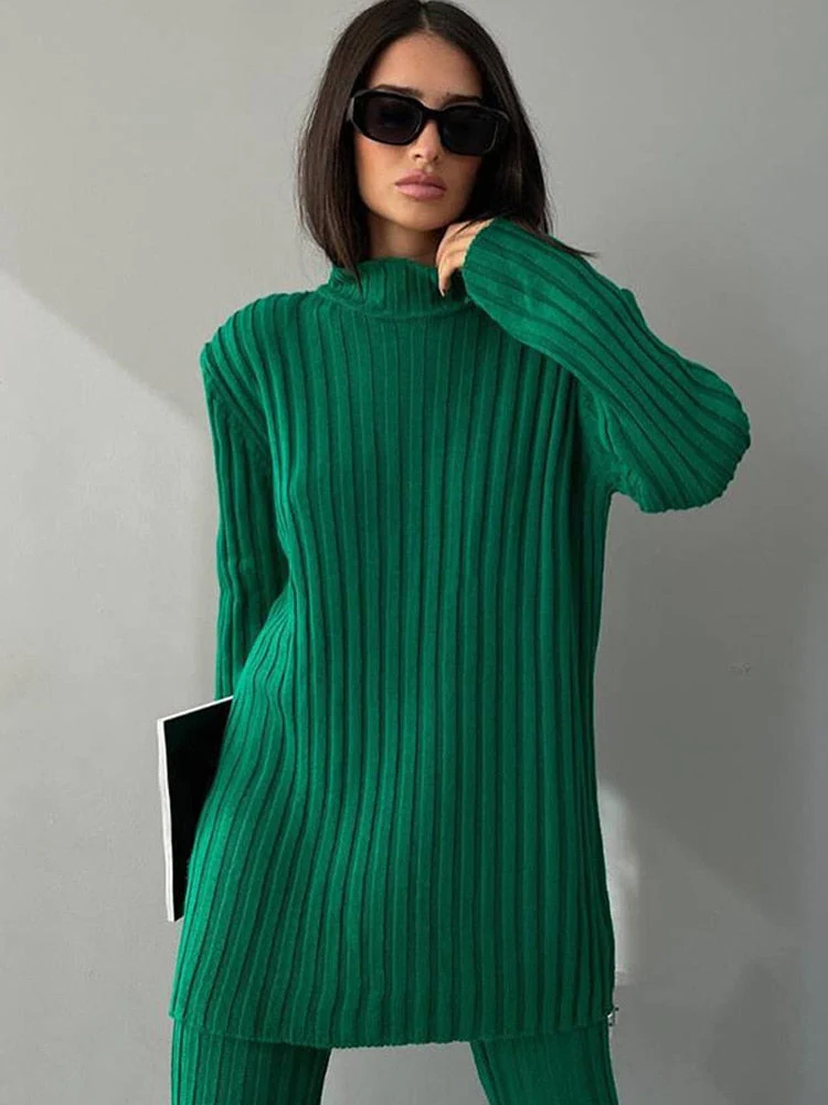 Evelyn Elegant and Casual Two-Piece Lounge Set - Image 6