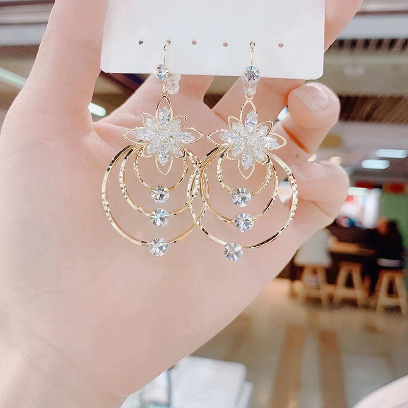 Golden Hoop Earrings | Luxurious Jewellery - Image 4