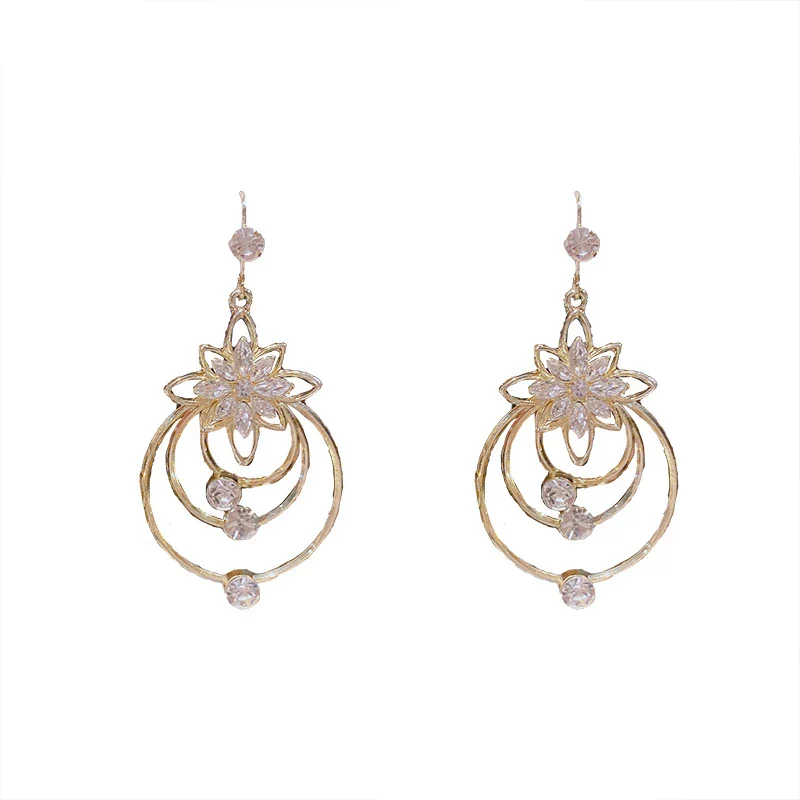 Golden Hoop Earrings | Luxurious Jewellery - Image 7