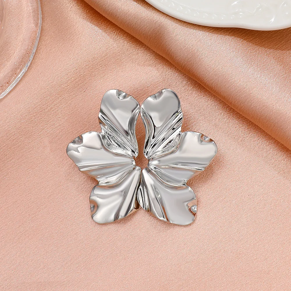 Golden Petal Stud Earrings | Elegant Floral Design - Image 9