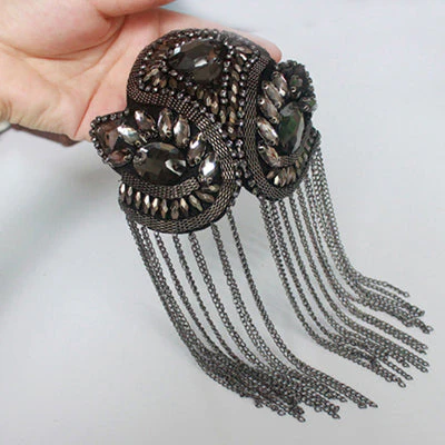 Handcrafted Rhinestone Shoulder Necklace | Fashion Tassel Accessory - Image 2