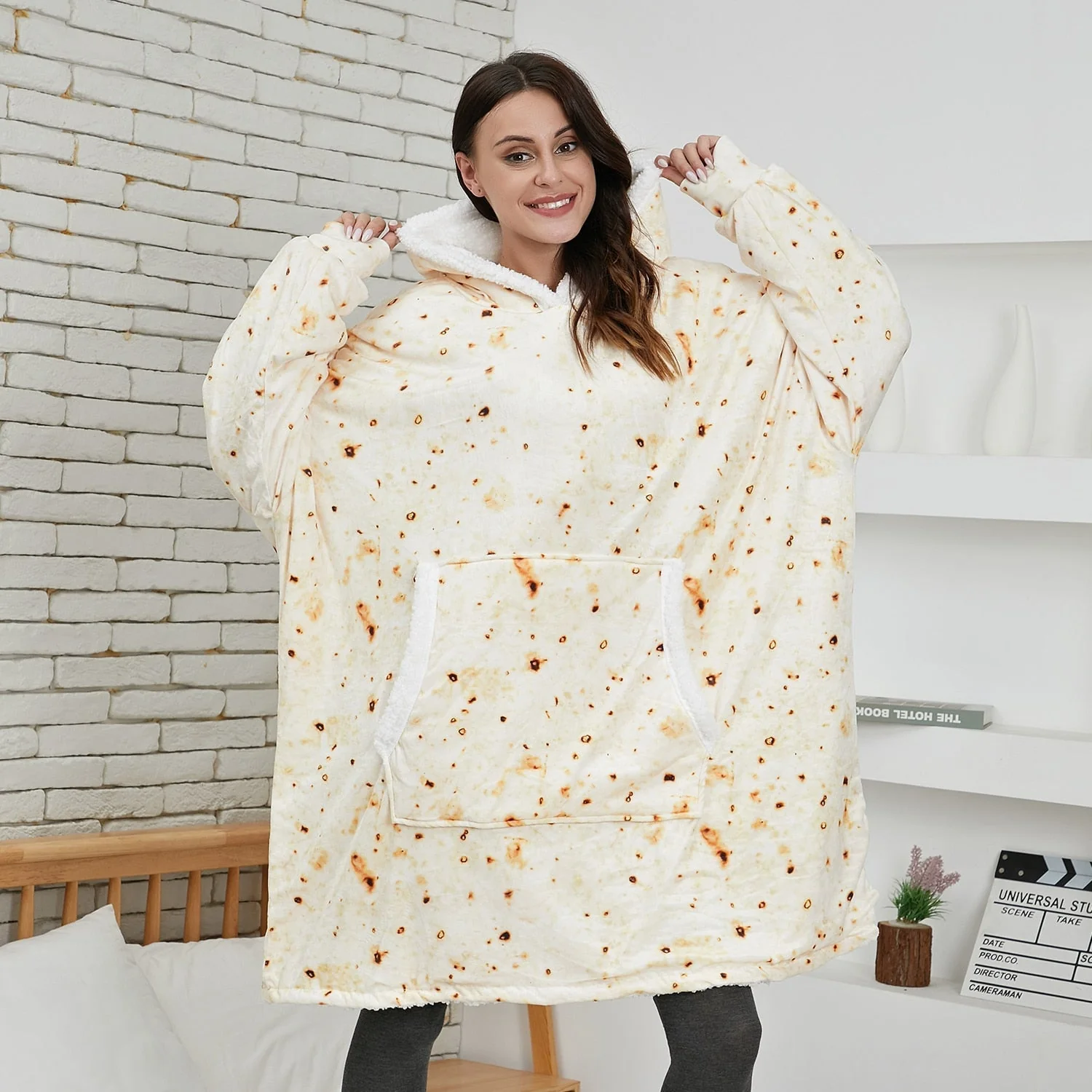 Hoodie & Blanket | Wonderful combination of a soft hoodie and a comfortable blanket in one! - Image 38