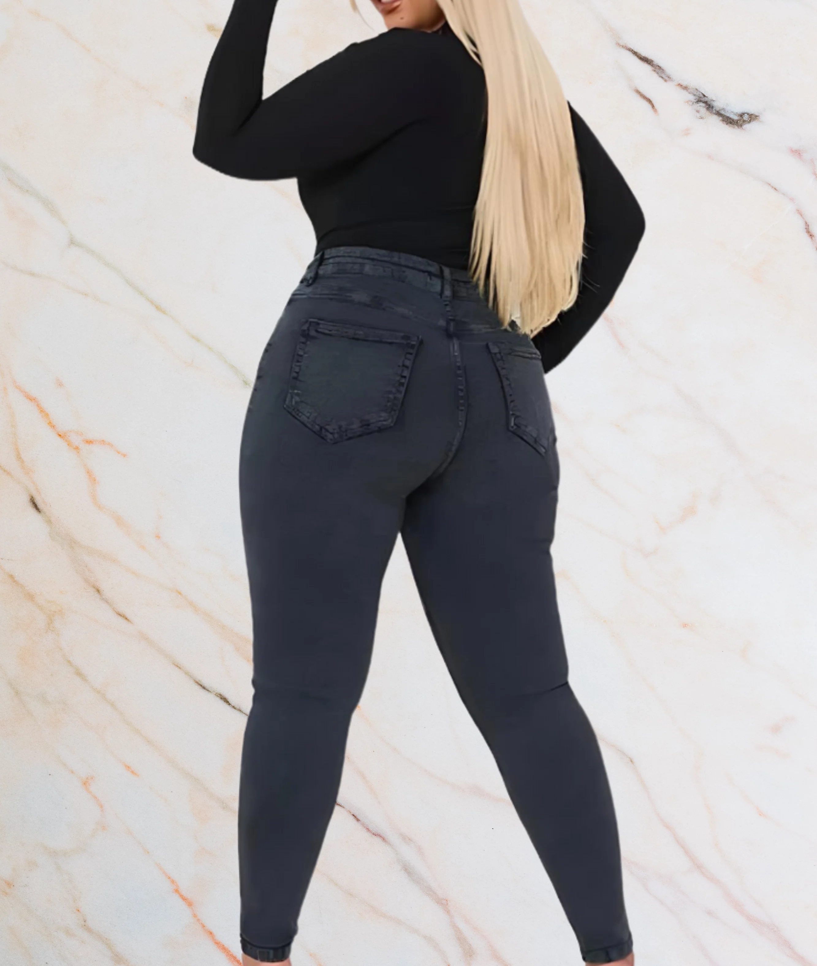Larisa – High-Waisted Plus Size Jeans with a Flattering Fit - Image 2