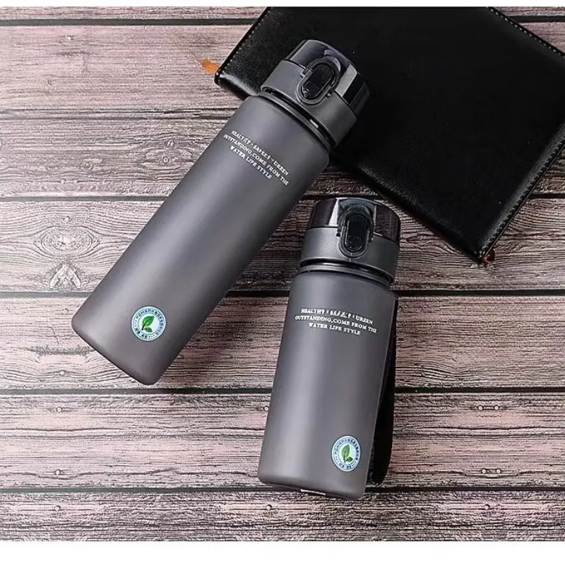 Leak-Proof Sports Bottle - HydraSport - Image 4