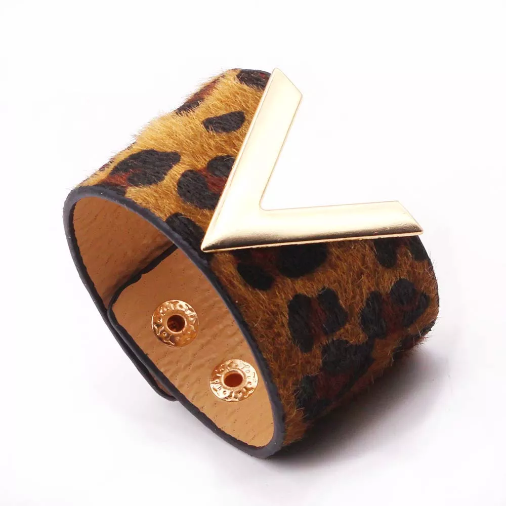 Leather Leopard Wrap Bracelet | Exquisite Handcrafted Accessory - Image 2