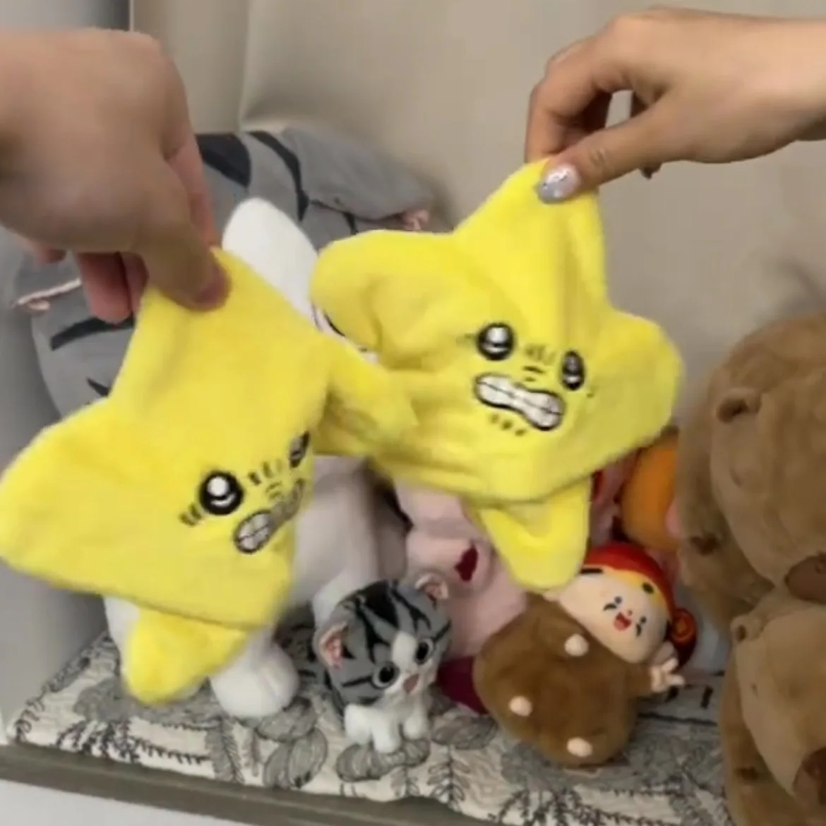 Magical Movable Star Plush Toy for Kids - TwinkleTeddy - Image 4
