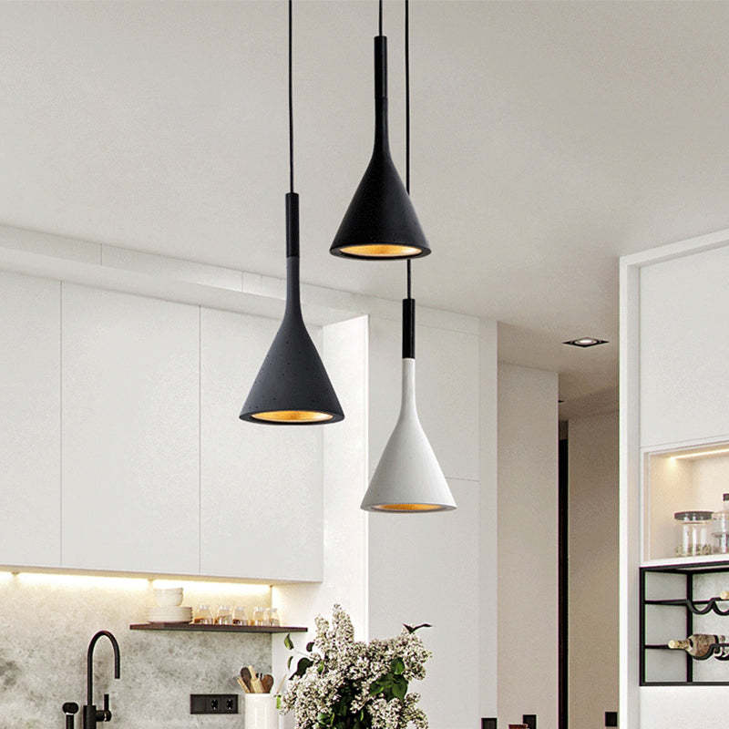 Modern Triangular Pendant Light - Trionda - Image 11