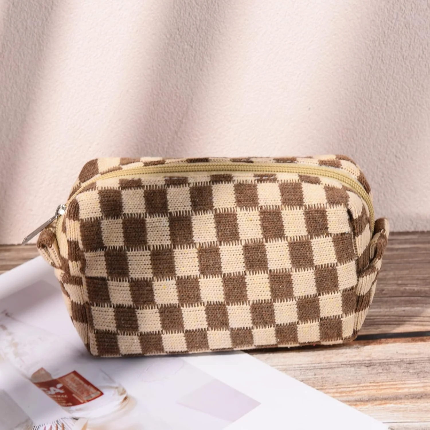 Must-Have Checked Make-up Bag Set - Image 17