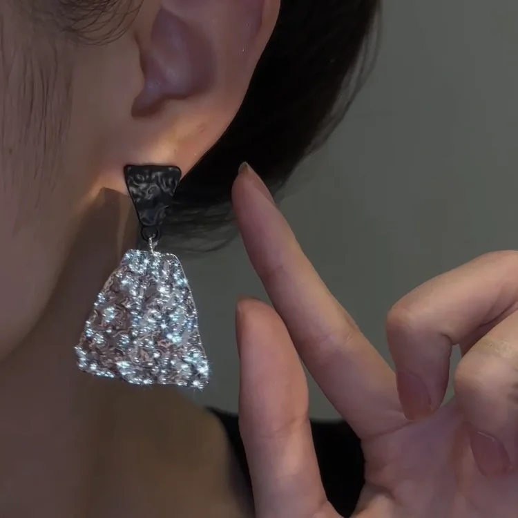 Nora Magma Texture Earrings - Image 4
