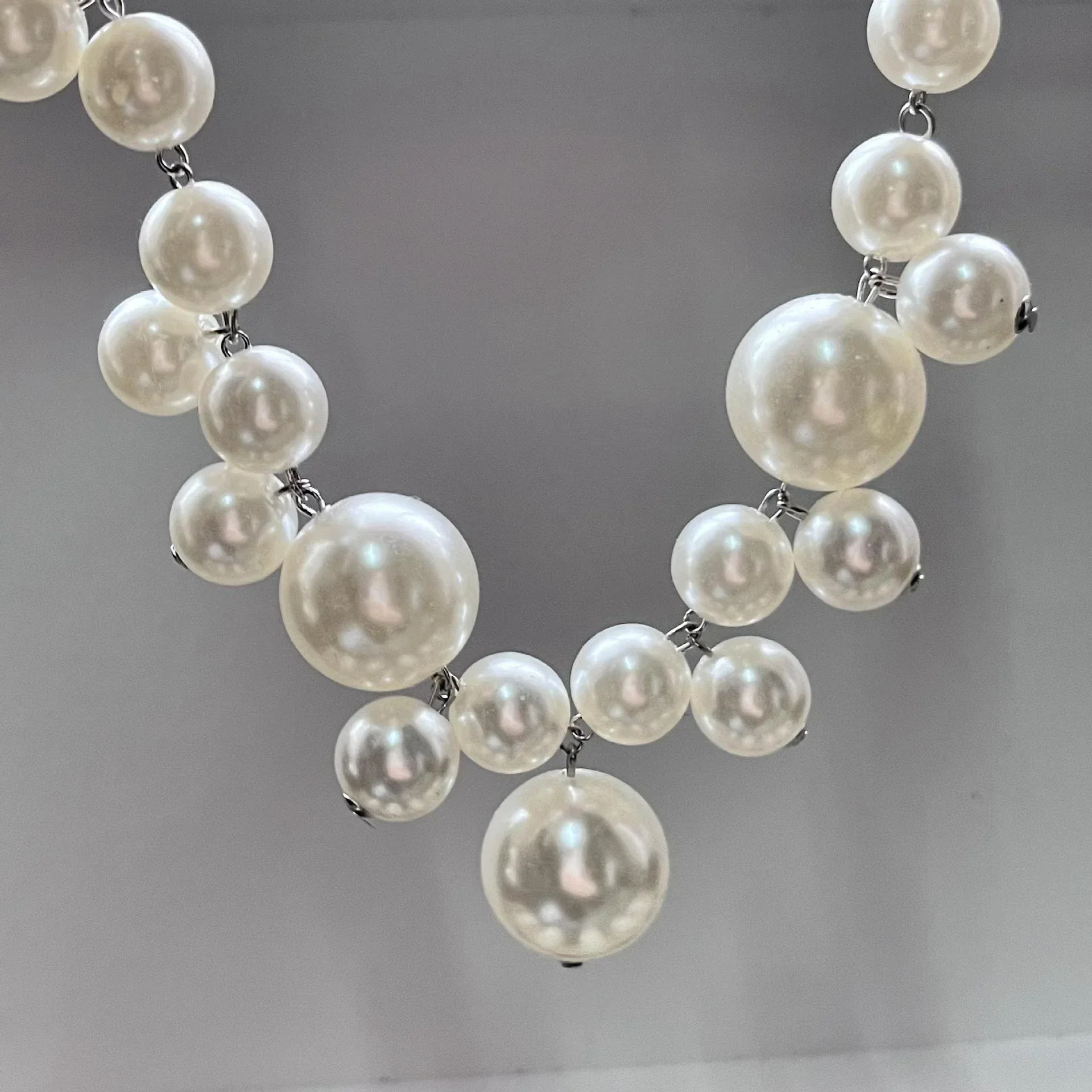 Oversized Pearl Necklace - Image 3