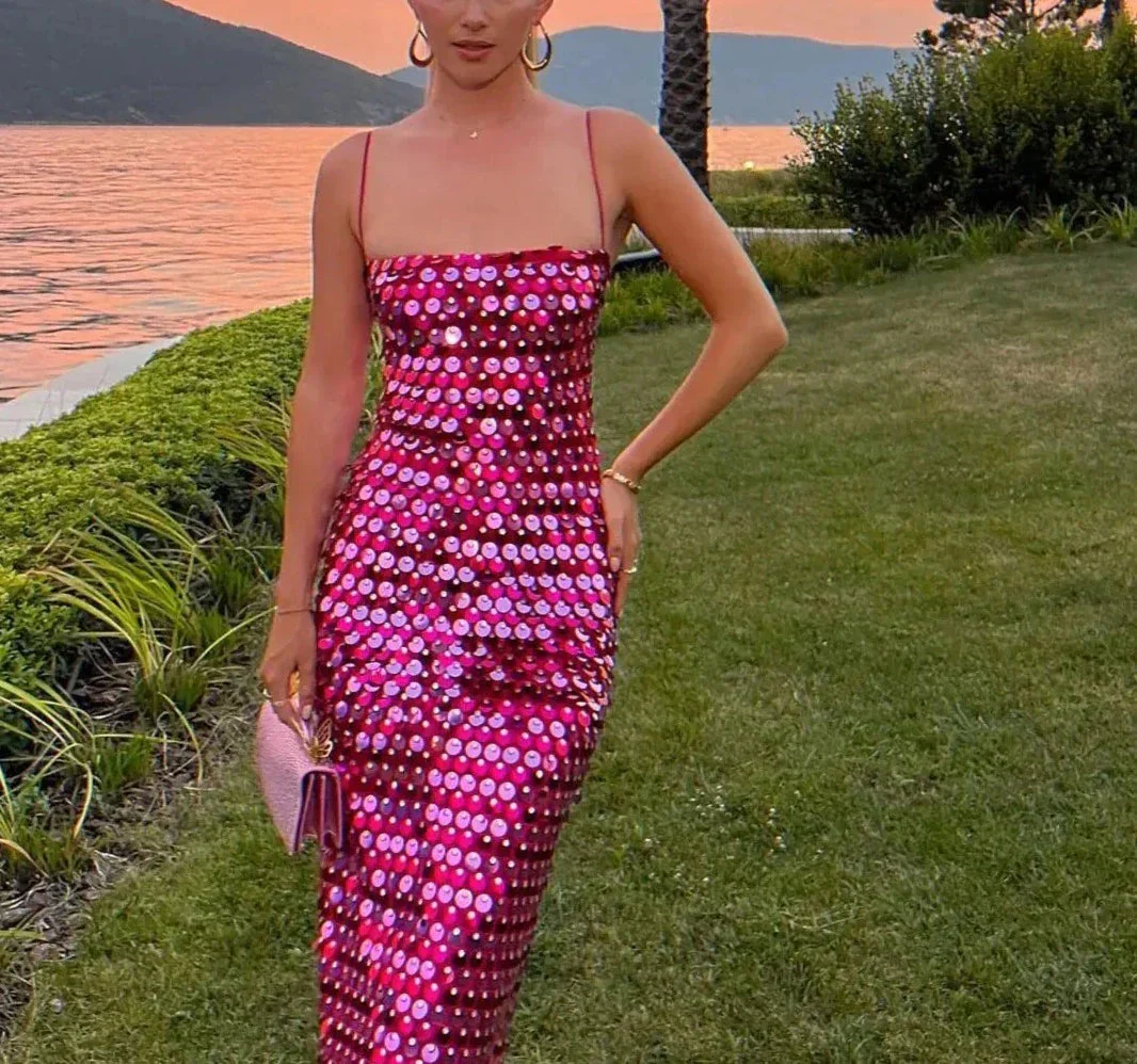 Sequin dress for a Sparkling Evening Look - Amira - Image 13