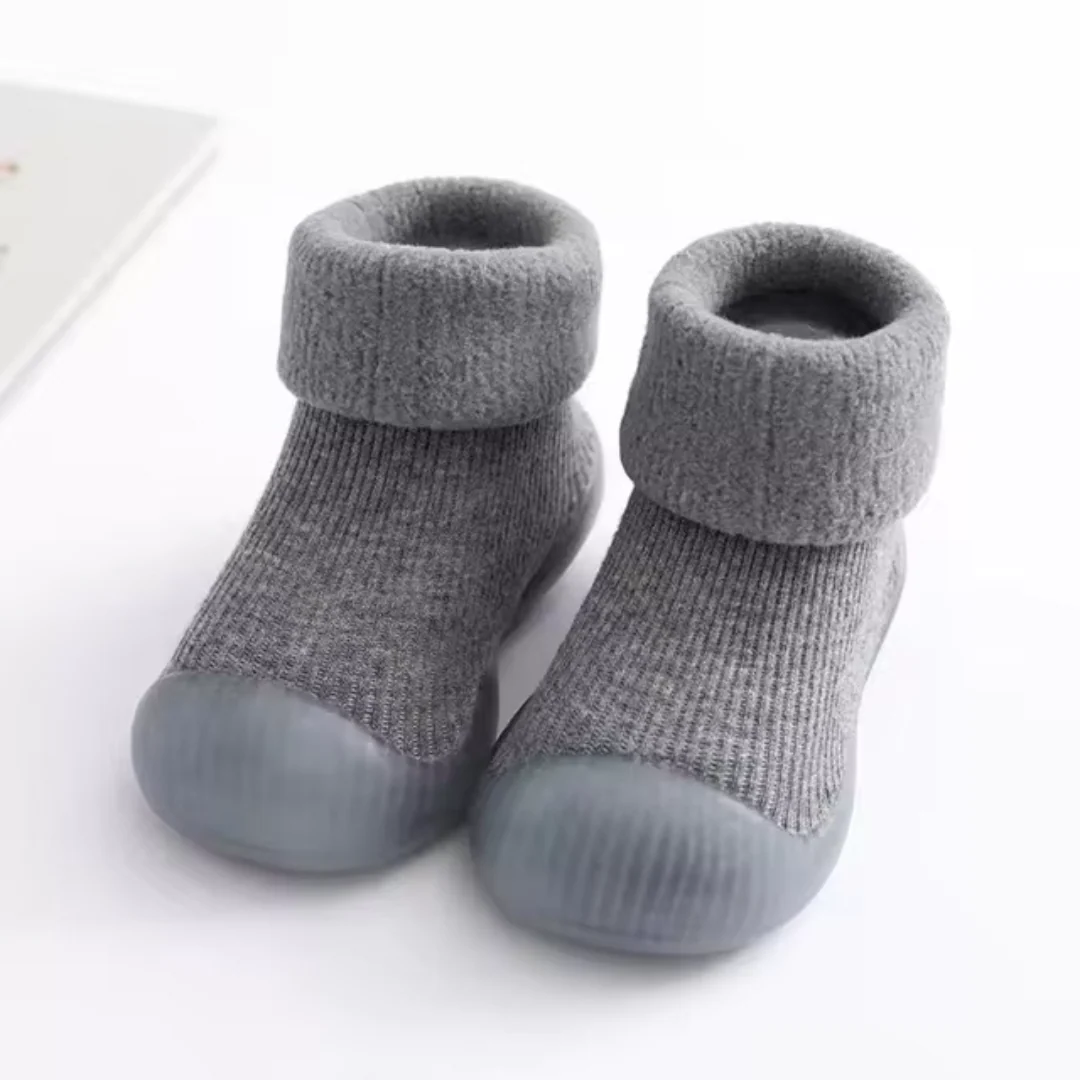 SnugSteps – Comfortable Barefoot Socks for Children - Image 2