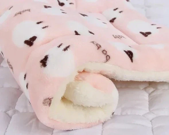 SnuggleSoft Warm Cat Blanket - Image 11