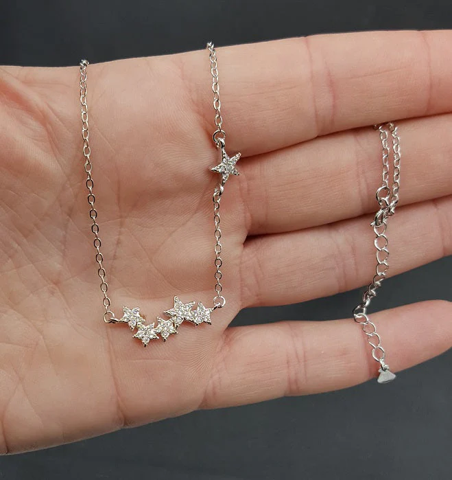 Stunning Silver Star Necklace - Image 5