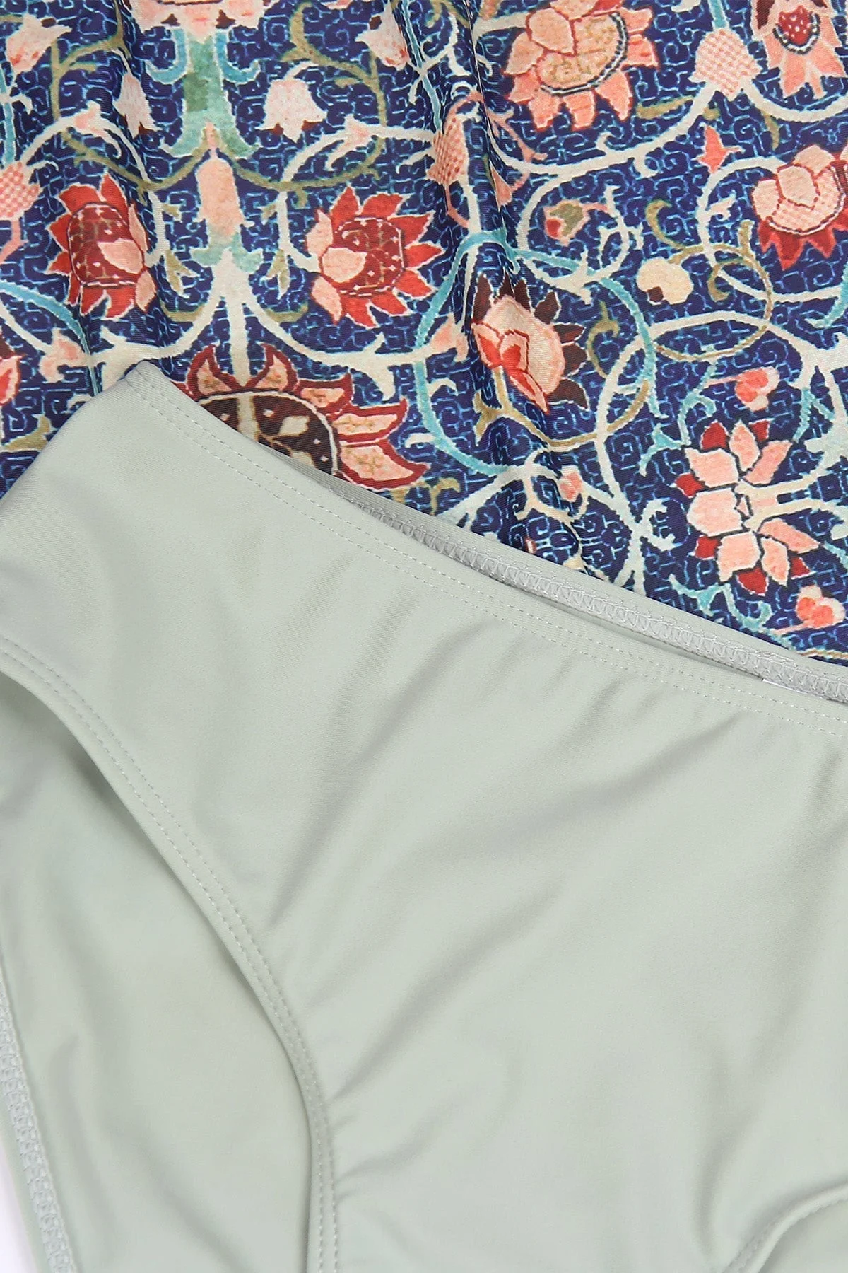 Stylish Sleeveless Bikini with Attractive Pattern - SummerGlow - Image 13