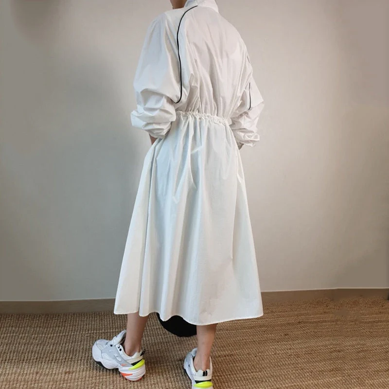 Stylish Women's Windbreaker Jacket | Waterproof and Lightweight - Image 4