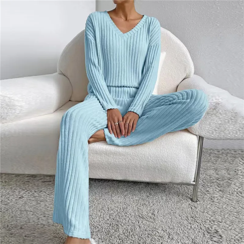 Stylish Yara 2-Piece Lounge Set | Comfort & Style Outfit - Image 10
