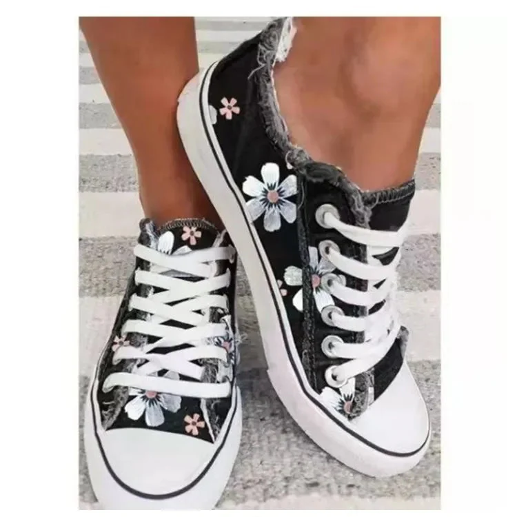 Sugarplum Sprinters Sneakers – Retro Floral Canvas Lace-Up Shoes - Image 2