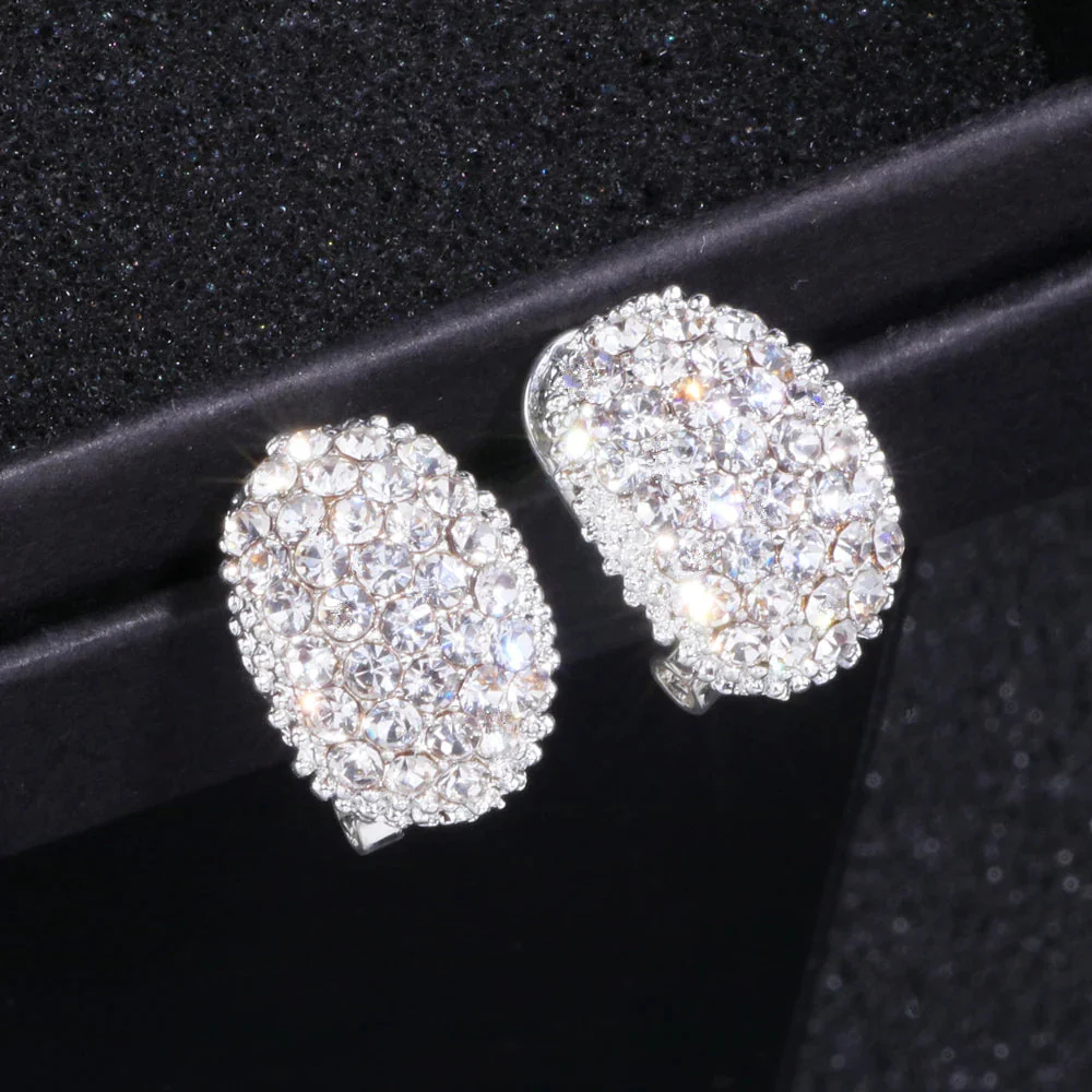 Timeless Romantic Zircon Earrings - Image 4