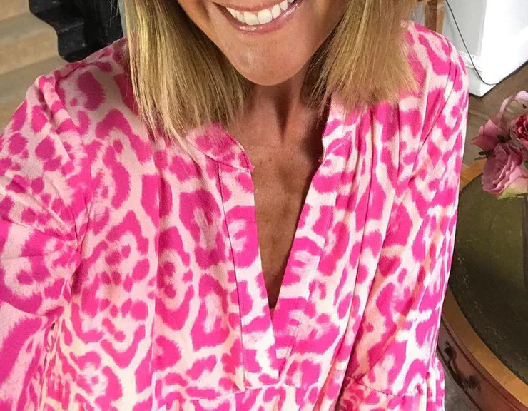 Trendy Maxi Dress with Pink Leopard Print - ChicSafari - Image 5