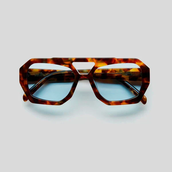 Trendy women's sunglasses – Solana - Image 4