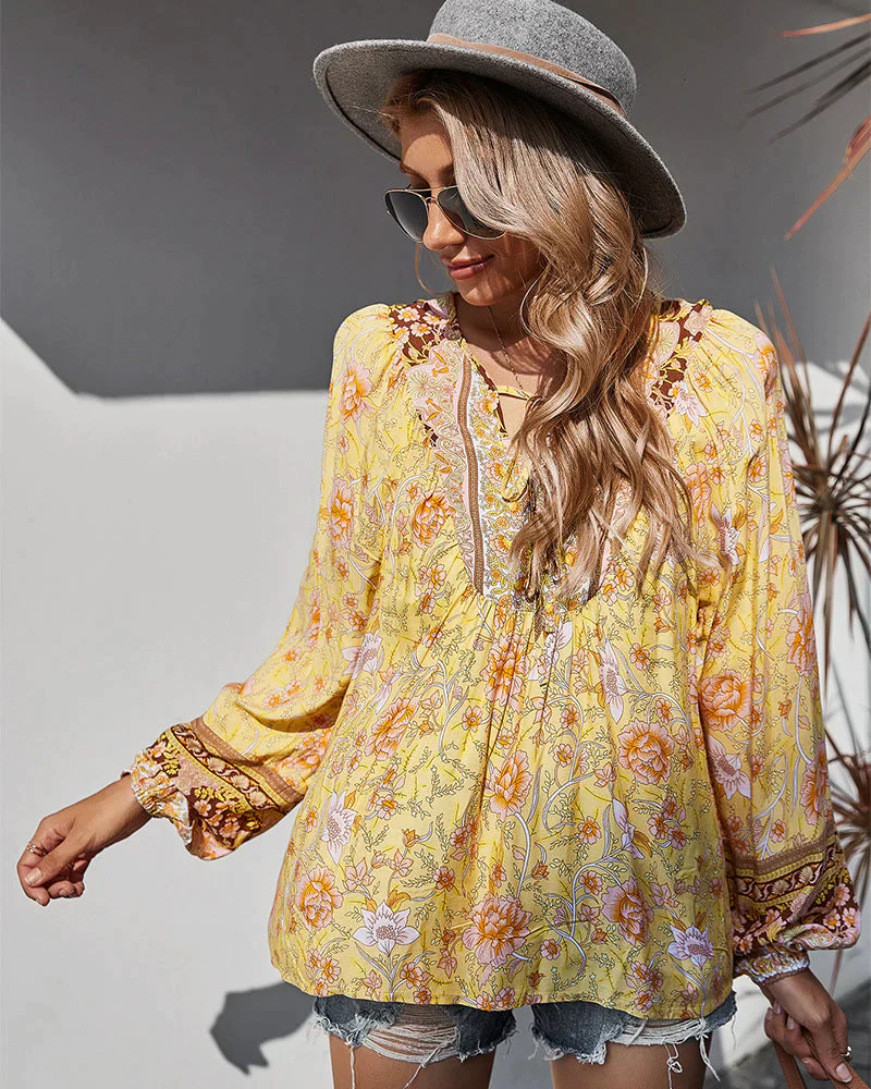 Vintage Boho summer blouse with floral print and long sleeves – Sana - Image 3