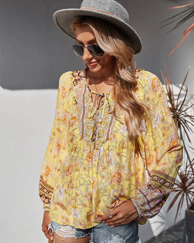 Vintage Boho summer blouse with floral print and long sleeves – Sana - Image 4