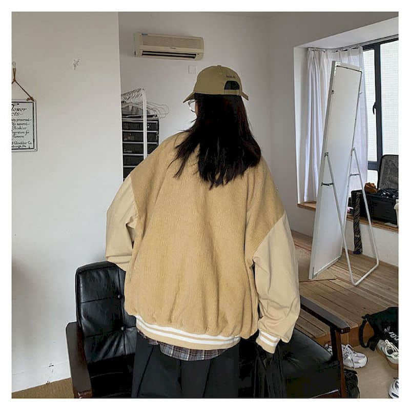 Women's Baseball Jacket | Stylish & Comfortable - Image 4